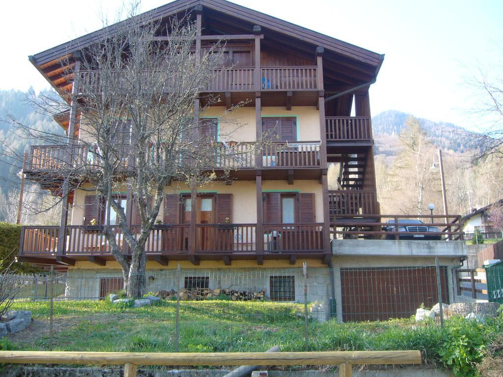 Chalet Madonna Di Campiglio Cin Itzero22143C2Qnjk2Ace Cipat Zero22143-At-Zero69206 Διαμέρισμα Δωμάτιο φωτογραφία
